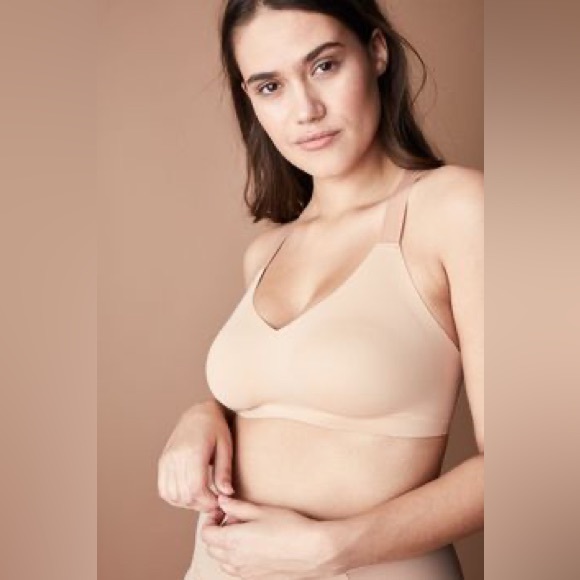 Knix Padded V-Neck Bra Wide Strap - Nude - Picture 3 of 7